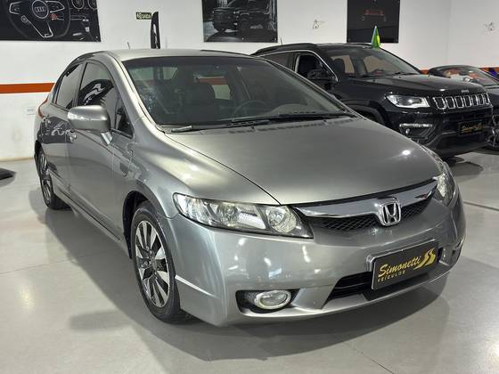 HONDA CIVIC 1.8 LXL 16V FLEX 4P AUTOMÁTICO HONDA CIVIC 1.8 LXL 16V FLEX 4P AUTOMÁTICO